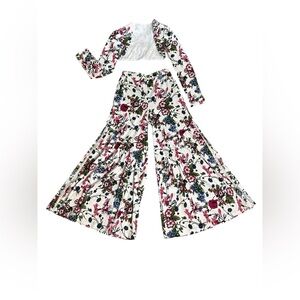 Two piece, white and pink pant suit, floral, small